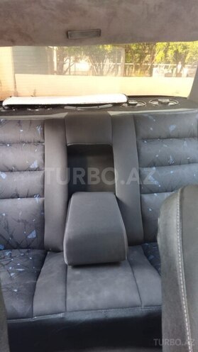 Mercedes E 220 1993, 315,000 km - 2.2 l - Bakı