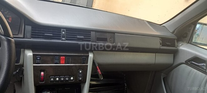 Mercedes E 220 1993, 315,000 km - 2.2 l - Bakı
