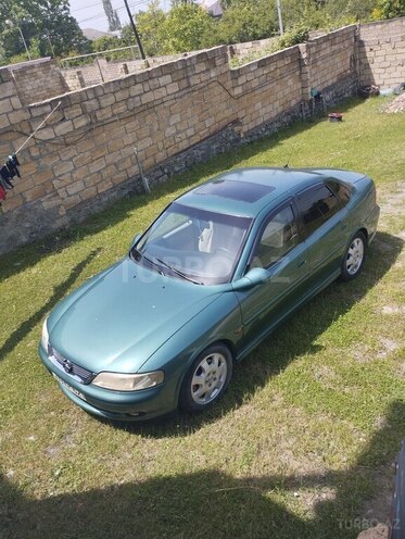 Opel Vectra 2000, 355,983 km - 2.0 л - Qax