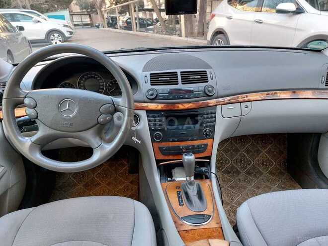 Mercedes E 200