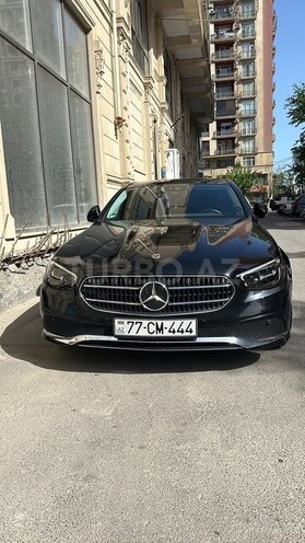 Mercedes E 200