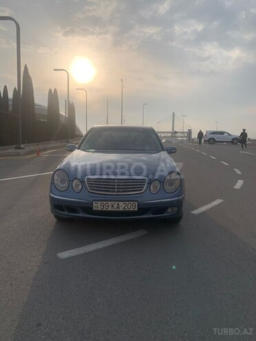 Mercedes E 270 2004, 450,000 km - 2.7 l - Bakı