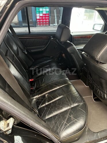 Mercedes C 220 d 2000, 246,922 km - 2.2 l - Bakı