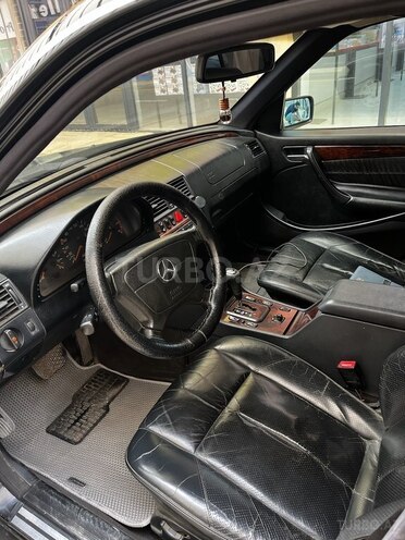 Mercedes C 220 d 2000, 246,922 km - 2.2 l - Bakı