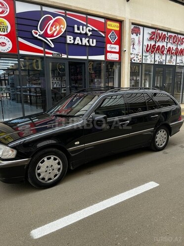 Mercedes C 220 d 2000, 246,922 km - 2.2 l - Bakı