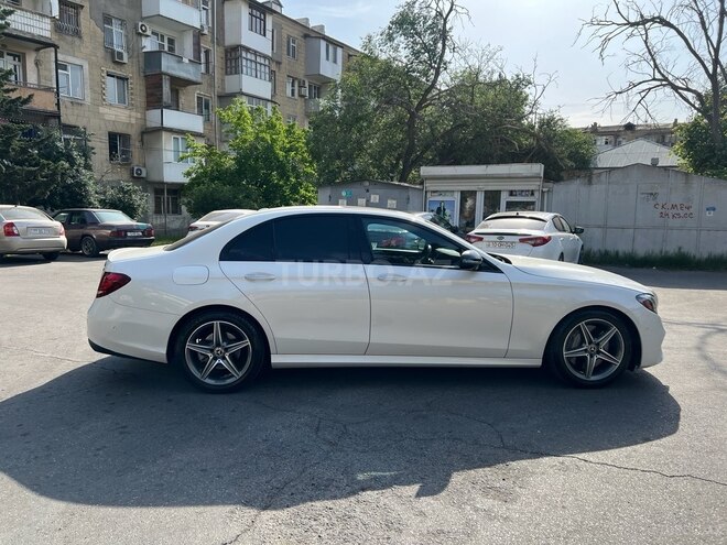 Mercedes E 300