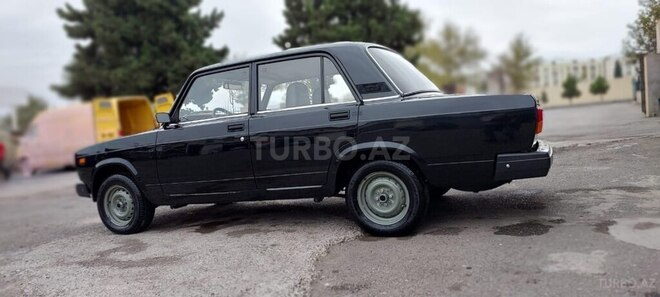 LADA (VAZ) 2107