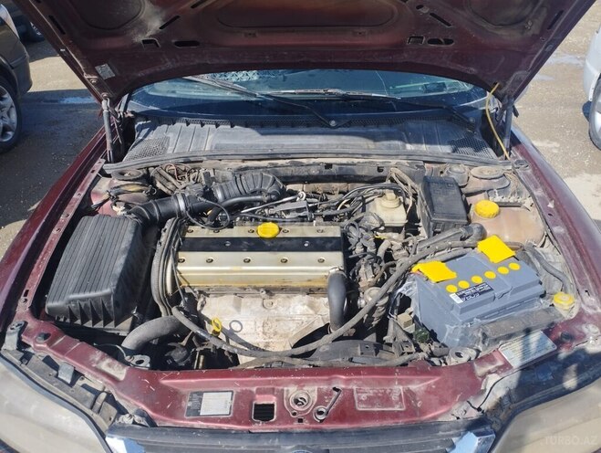 Opel Vectra 1996, 250,000 km - 2.0 l - Bakı