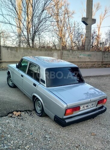 LADA (VAZ) 2107