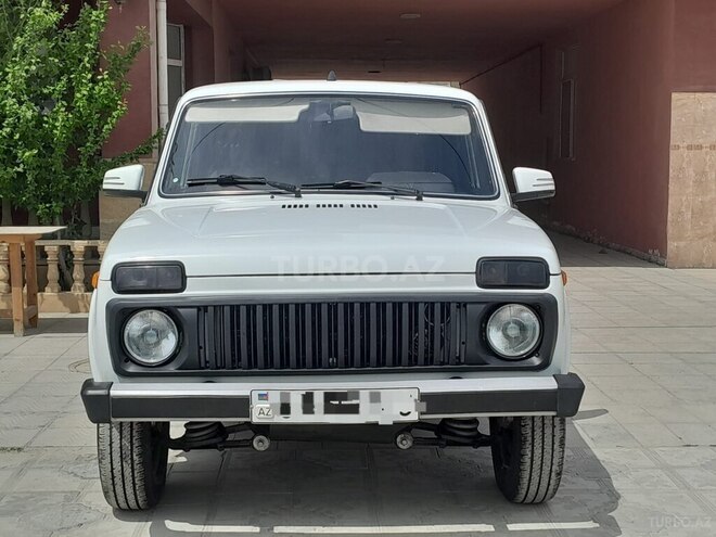 LADA (VAZ) Niva