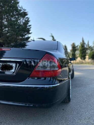 Mercedes E 320