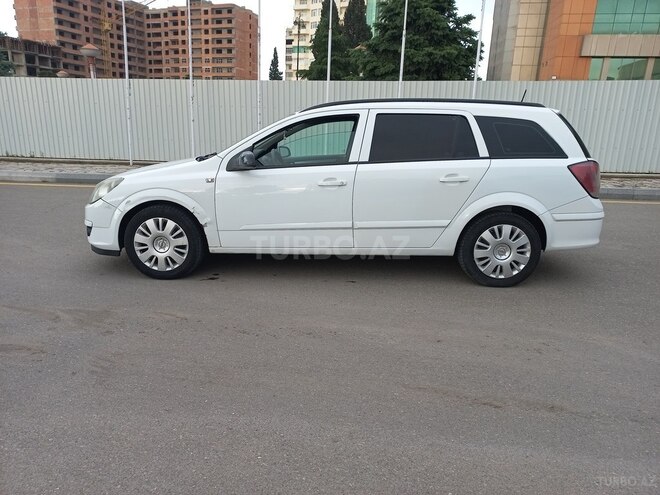 Opel Astra 2006, 240,000 km - 1.4 l - Gəncə