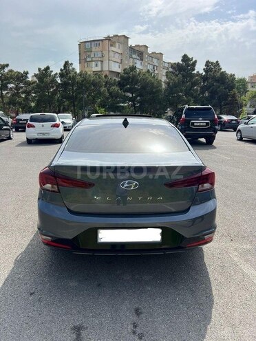 Hyundai Elantra 2019, 75,000 km - 2.0 l - Bakı