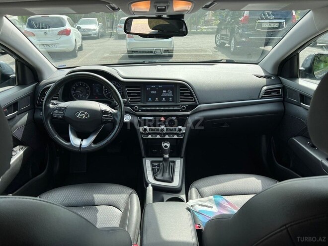 Hyundai Elantra 2019, 75,000 km - 2.0 l - Bakı
