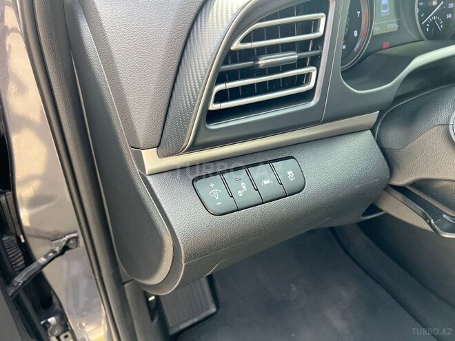 Hyundai Elantra 2019, 75,000 km - 2.0 l - Bakı