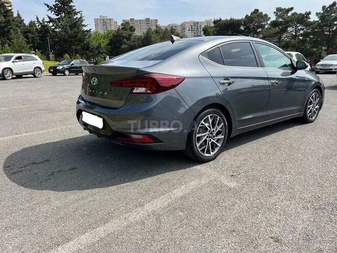 Hyundai Elantra 2019, 75,000 km - 2.0 l - Bakı