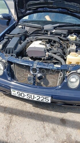 Mercedes E 200 2000, 381,300 km - 2.0 л - Bakı