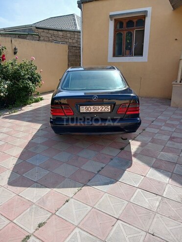 Mercedes E 200 2000, 381,300 km - 2.0 л - Bakı