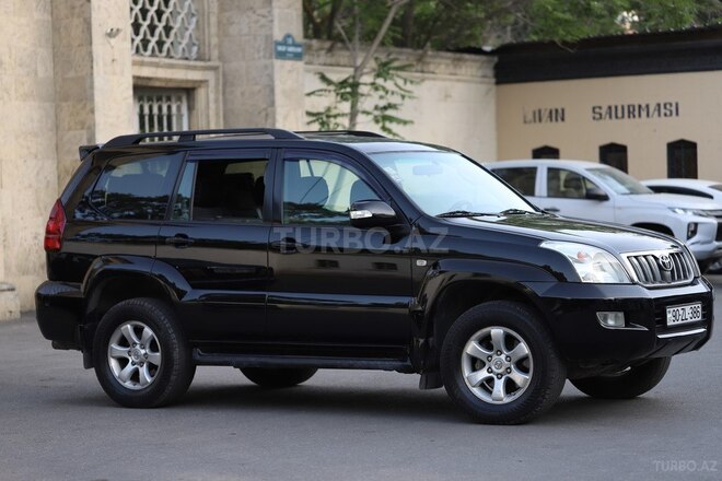 Toyota Land Cruiser Prado