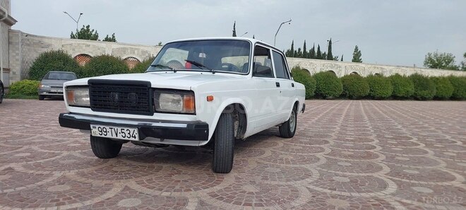 LADA (VAZ) 2107