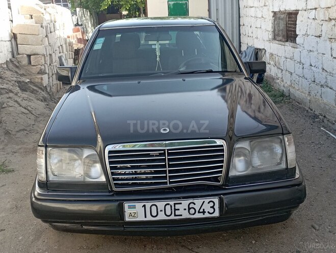 Mercedes E 220 1994, 451,630 km - 2.2 л - Şirvan