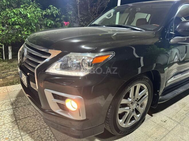 Lexus LX 570