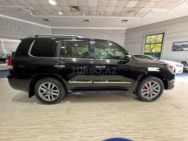 Lexus LX 570