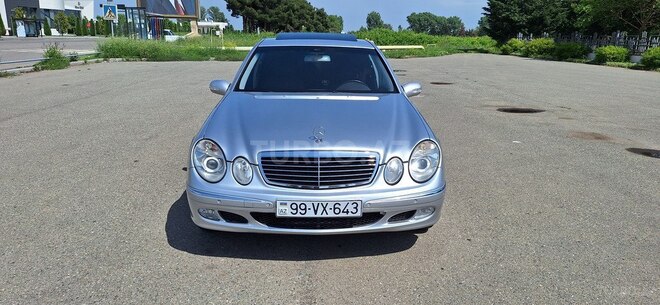 Mercedes E 240 2002, 280,000 km - 2.4 л - Tovuz