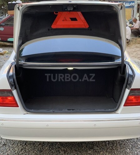 Mercedes E 320 2000, 134,725 km - 3.2 l - Bakı