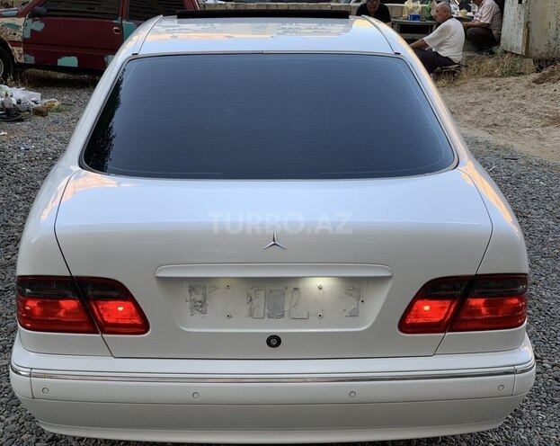 Mercedes E 320 2000, 134,725 km - 3.2 l - Bakı