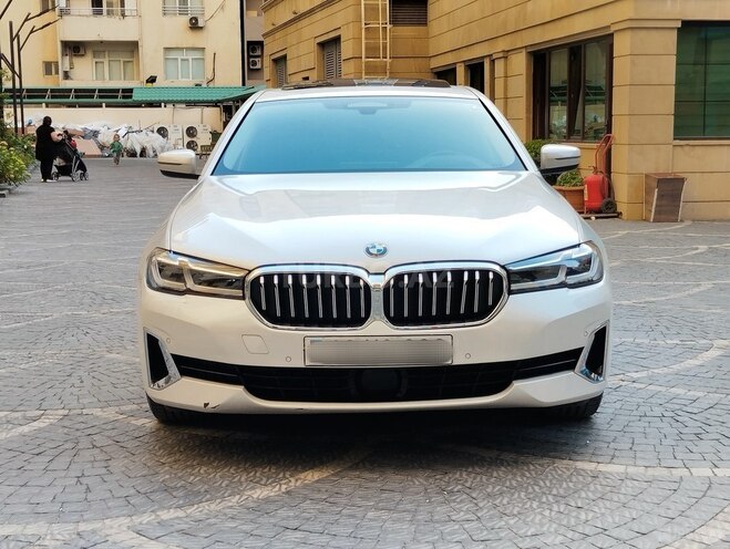 BMW 520