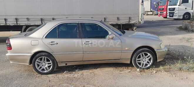 Mercedes C 220 d 1997, 400,000 km - 2.2 l - Bakı