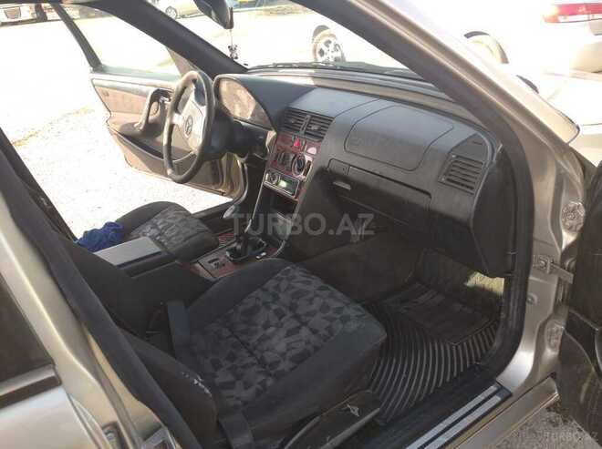 Mercedes C 220 d 1997, 400,000 km - 2.2 l - Bakı