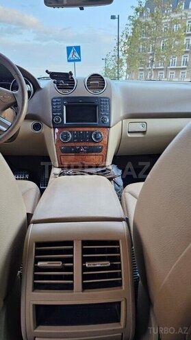 Mercedes ML 350 4MATIC 2009, 217,700 km - 3.5 л - Bakı