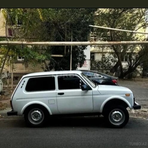 LADA (VAZ) Niva