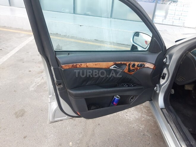 Mercedes E 270 2002, 560,000 km - 2.7 л - Biləsuvar