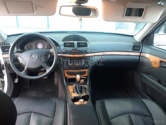 Mercedes E 270 2002, 560,000 km - 2.7 л - Biləsuvar