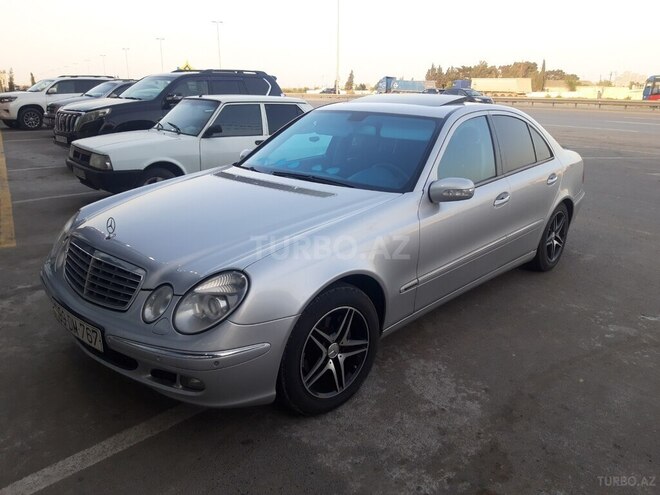 Mercedes E 270 2002, 560,000 km - 2.7 л - Biləsuvar