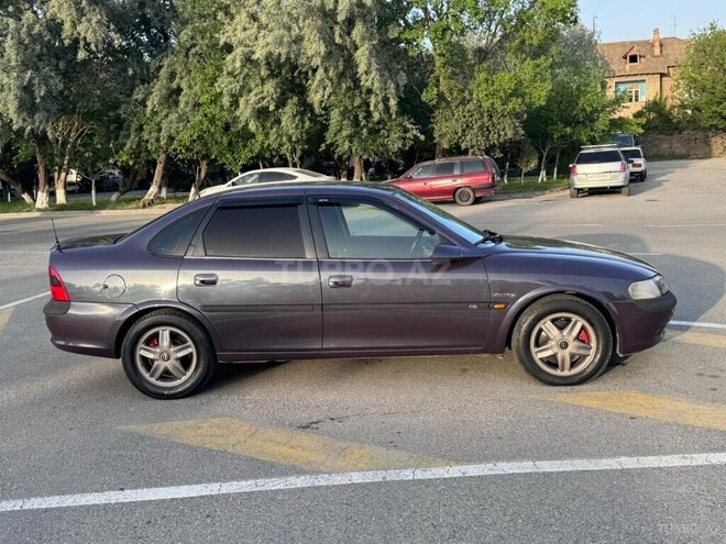Opel Vectra 1996, 245,888 km - 2.0 l - Sumqayıt