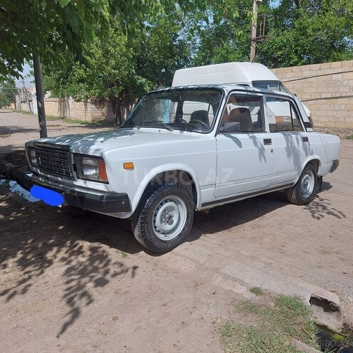 LADA (VAZ) 2107