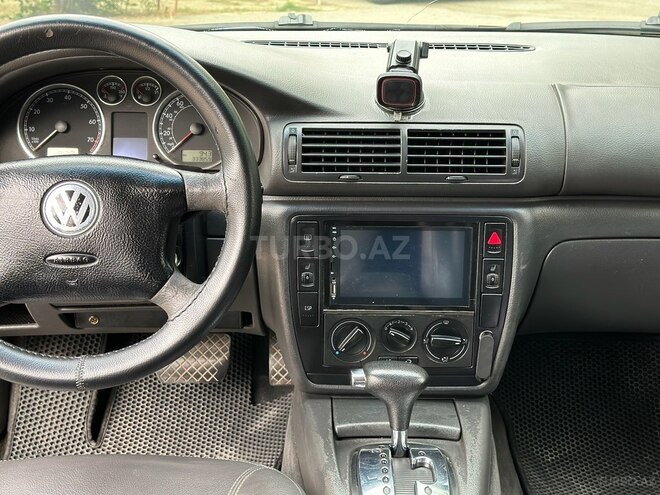 Volkswagen Passat 2004, 333,840 km - 1.8 l - Bakı