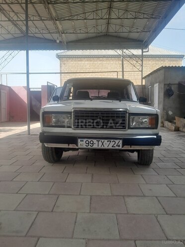 LADA (VAZ) 2107