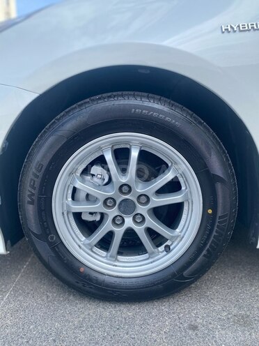 Toyota Prius 2016, 71,500 km - 1.8 l - Bakı
