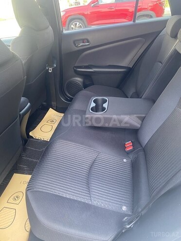 Toyota Prius 2016, 71,500 km - 1.8 l - Bakı