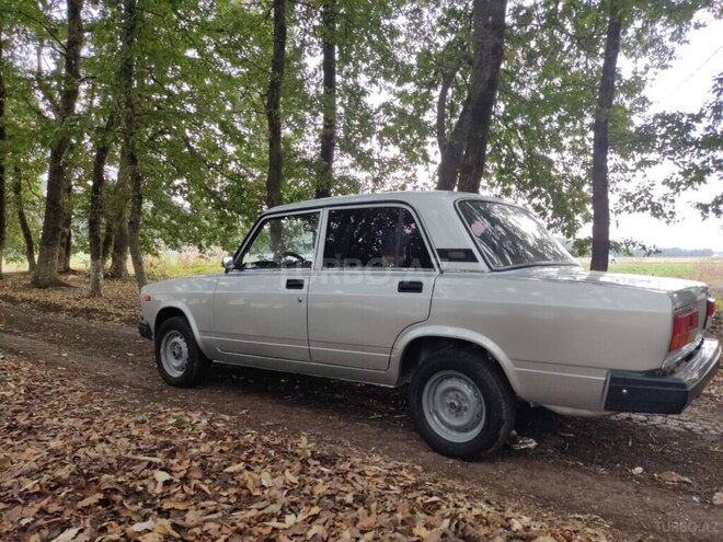 LADA (VAZ) 2107