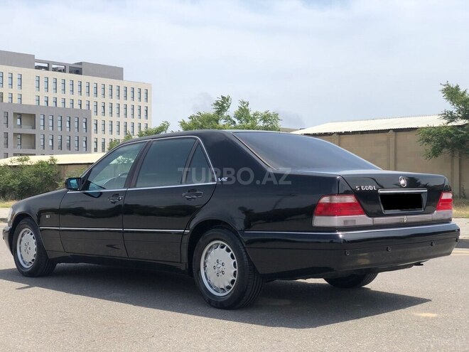 Mercedes S 320