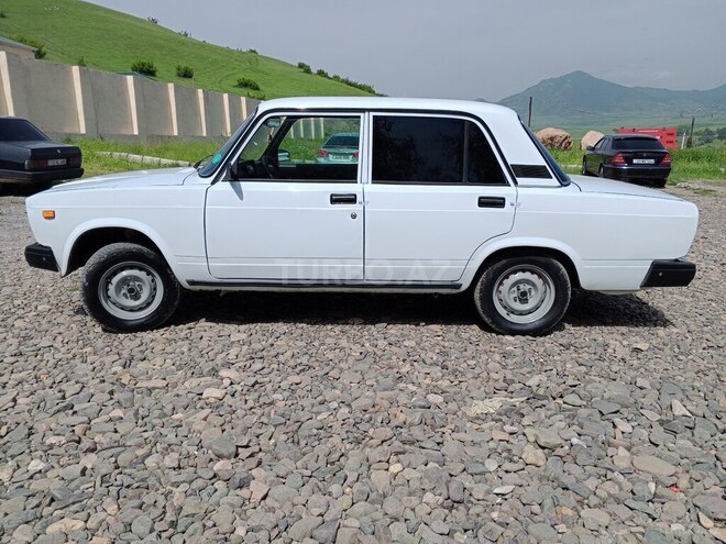 LADA (VAZ) 2107 2000, 82,000 km - 1.6 l - Qazax