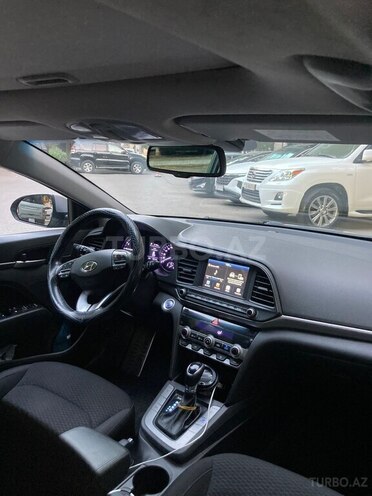Hyundai Elantra 2020, 120,000 km - 2.0 l - Bakı