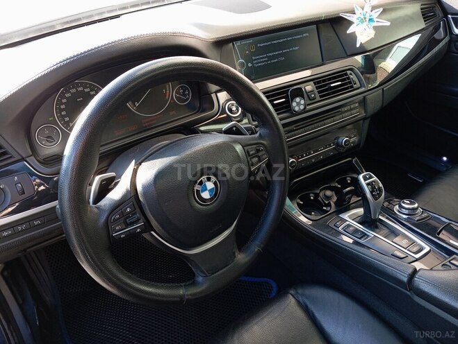 BMW 520 2010, 32,000 km - 2.0 л - Bakı