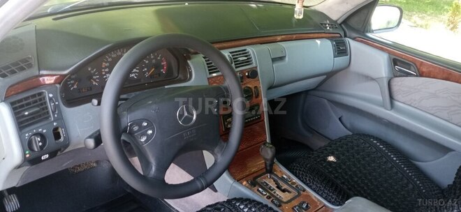 Mercedes  1999, 264,578 km - 1.5 л - İmişli